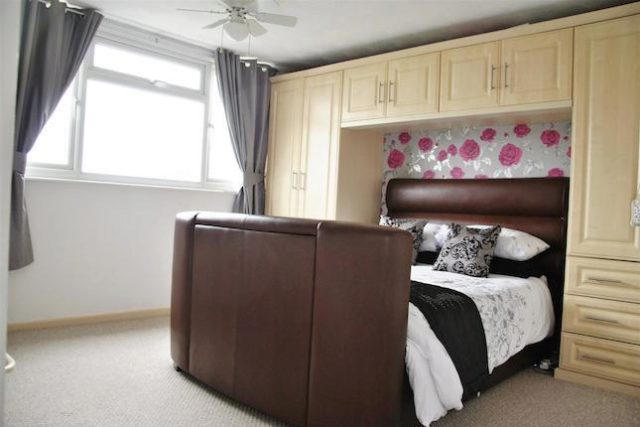  Image of 3 bedroom Semi-Detached house for sale in Haven Close Swindon SN3 at Haven Close, Coleview, Swindon SN3