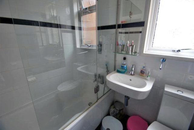  Image of 3 bedroom Terraced house for sale in Lymington Avenue London N22 at Lymington Avenue, Wood Green, London N22