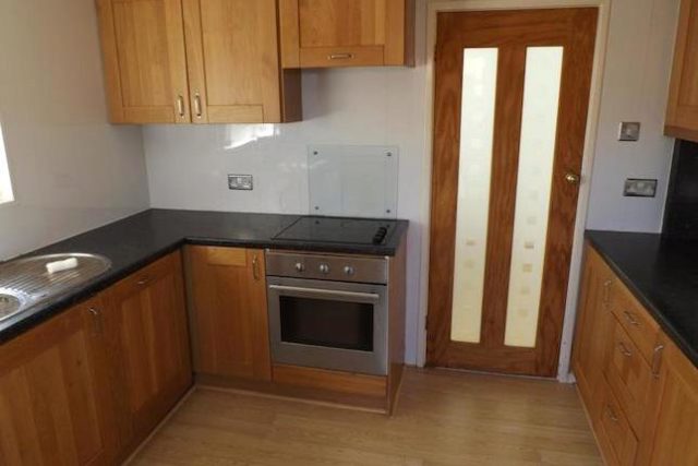  Image of 3 bedroom Terraced house to rent in Gainsborough Avenue South Shields NE34 at Gainsborough Avenue, South Shields NE34