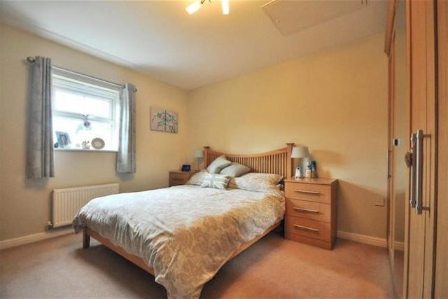  Image of 3 bedroom Town House for sale in Gardenia Road Bromley BR1 at Gardenia Road, Bromley BR1