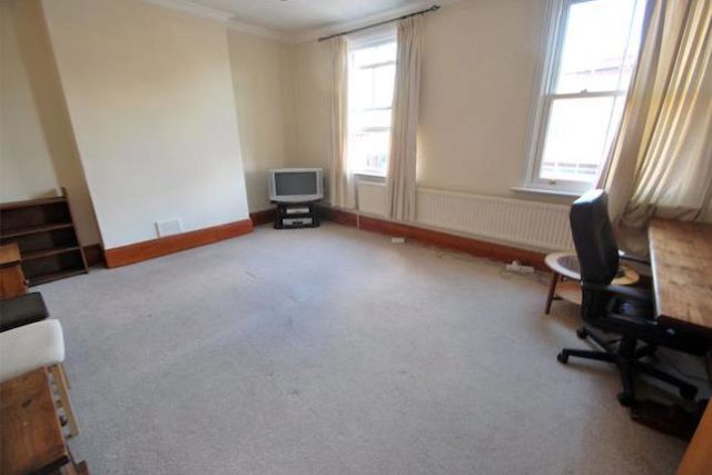  Image of 4 bedroom Semi-Detached house for sale in Caxton Road London N22 at Caxton Road, London N22