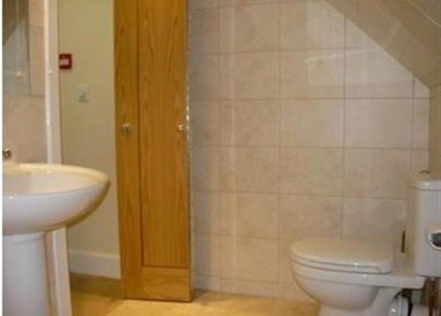  Image of Room to rent in Maple Road Poole BH15 at Maple Road, Poole BH15