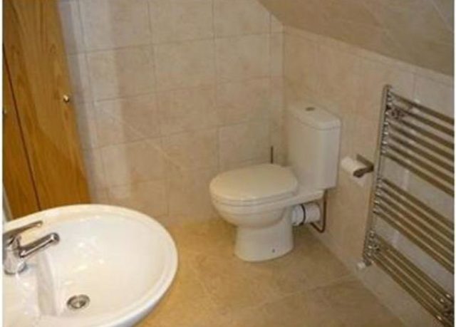  Image of Room to rent in Maple Road Poole BH15 at Maple Road, Poole BH15