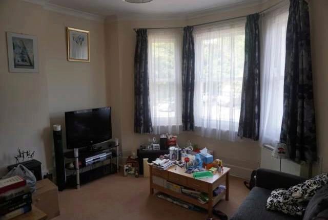  Image of 1 bedroom Flat to rent in Park Road Tunbridge Wells TN4 at Park House, Park Road, Tunbridge Wells TN4