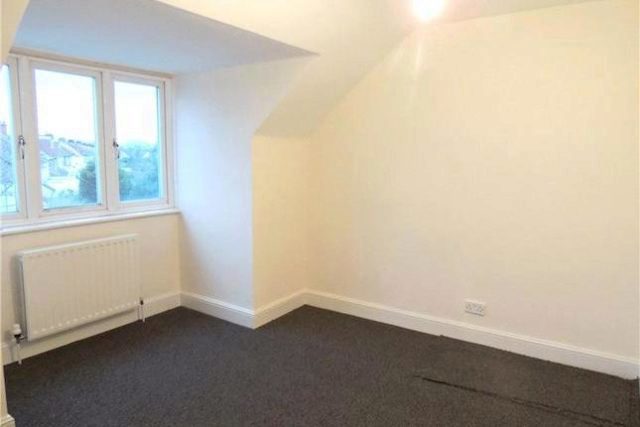  Image of 2 bedroom Maisonette to rent in Wickham Road Croydon CR0 at Wickham Road, Croydon CR0