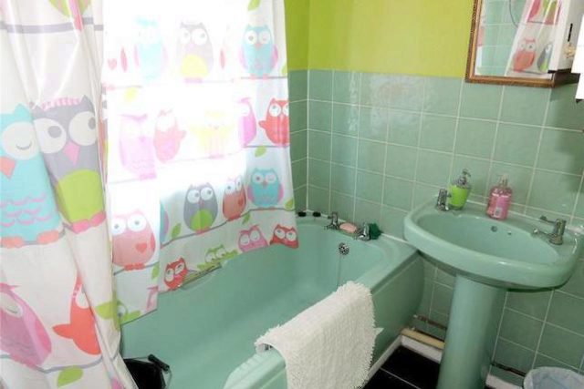  Image of 3 bedroom Semi-Detached house for sale in Chaucer Green Croydon CR0 at Chaucer Green, Croydon CR0