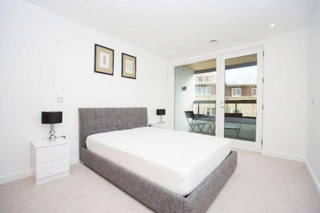  Image of 1 bedroom Flat to rent in Holland Park Avenue London W11 at Holland Park Avenue, London W11