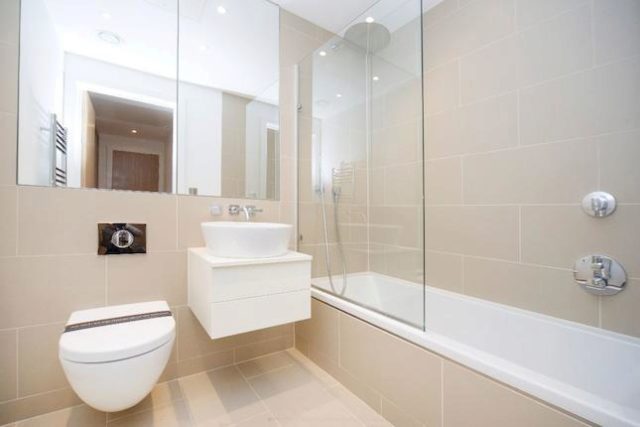  Image of 1 bedroom Flat to rent in Holland Park Avenue London W11 at Holland Park Avenue, London W11
