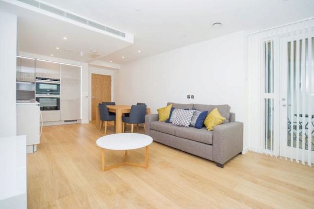  Image of 1 bedroom Flat to rent in Holland Park Avenue London W11 at Holland Park Avenue, London W11