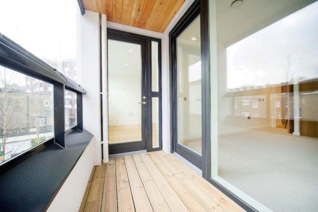  Image of 1 bedroom Flat to rent in Holland Park Avenue London W11 at Holland Park Avenue, London W11