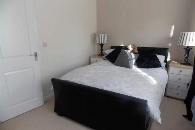  Image of 2 bedroom End of Terrace to rent in Heol Gruffydd Rhydyfelin Pontypridd CF37 at Heol Gruffydd, Rhydfelin, Pontypridd CF37