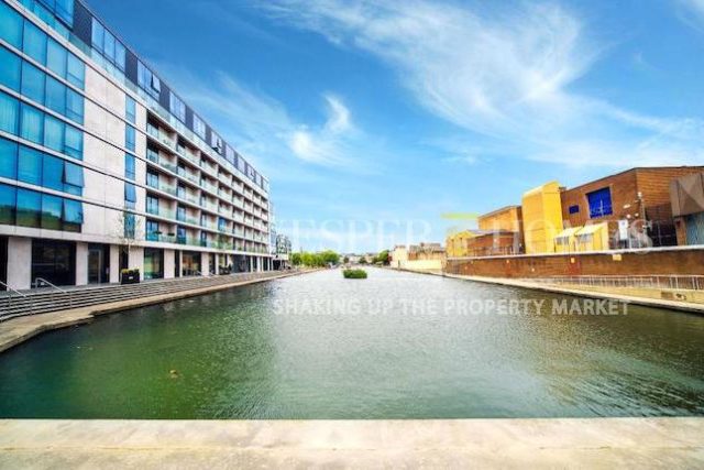  Image of 2 bedroom Flat to rent in City Road London EC1V at Canaletto, City Road, London EC1V
