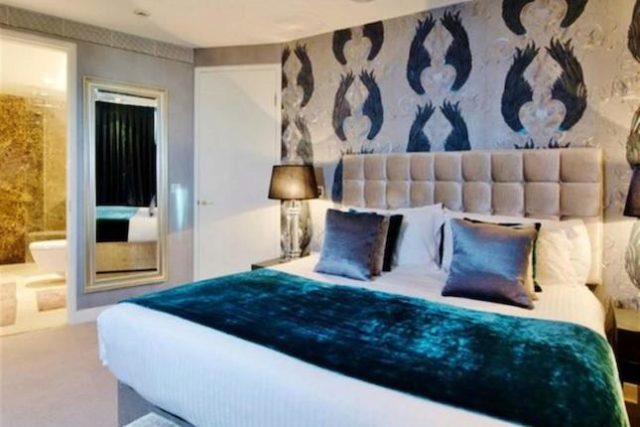  Image of 3 bedroom Flat for sale in St. George Wharf London SW8 at The Tower, One St George Wharf, Nine Elms, London SW8