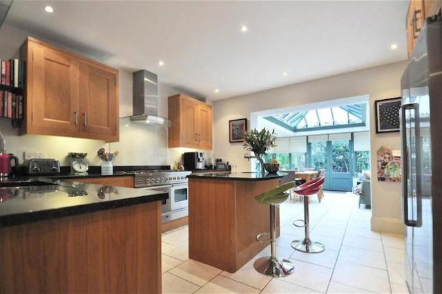  Image of 4 bedroom Detached house for sale in Laurel Gardens Bickley Bromley BR1 at Laurel Gardens, Bickley, Bromley BR1