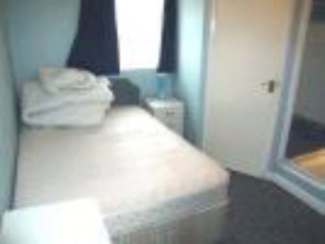  Image of 1 bedroom Flat to rent in Westfield Road Caversham Reading RG4 at Westfield Road, Reading RG4