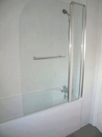  Image of 2 bedroom Flat to rent in Royal Court Kings Road Reading RG1 at Royal Court, Reading RG1
