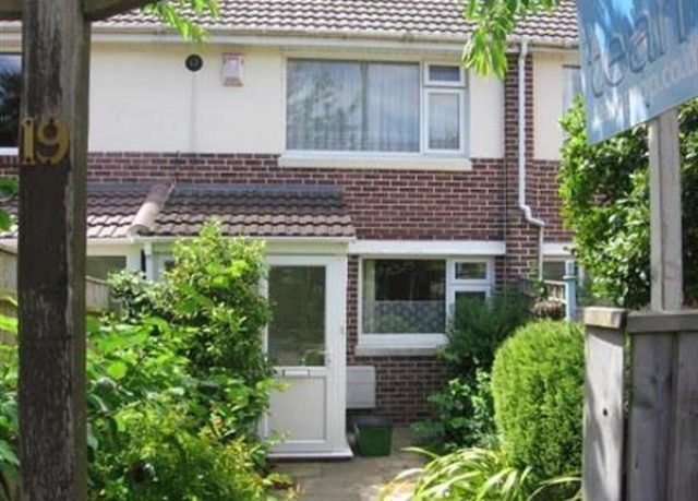  Image of 2 bedroom Property to rent in Hilltop Road Corfe Mullen Wimborne BH21 at Hilltop Road, Corfe Mullen, Wimborne BH21