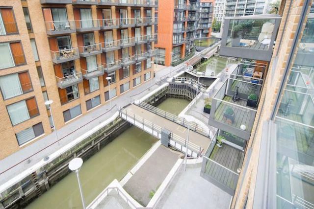  Image of 1 bedroom Flat to rent in Gatliff Road London SW1W at Grosvenor Waterside, Gatliff Road, Chelsea, London SW1W