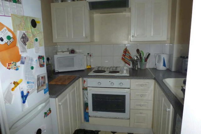  Image of 1 bedroom Flat to rent in Mill Ride Ascot SL5 at Oakleaf Court, Ascot SL5