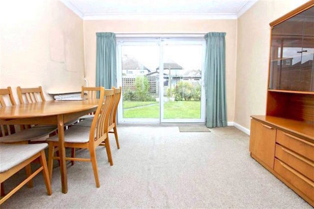 Image of 3 bedroom Detached house to rent in Vine Close West Drayton UB7 at Vine Close, West Drayton UB7