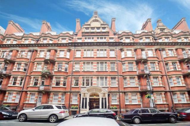  Image of 3 bedroom Flat to rent in Glentworth Street London NW1 at Clarence Gate Gardens, Glentworth Street, Marylebone NW1