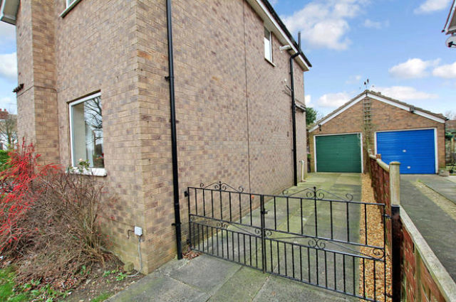  Image of 3 bedroom Property for sale in Moor Lane Sherburn in Elmet Leeds LS25 at Moor Lane, Leeds LS25