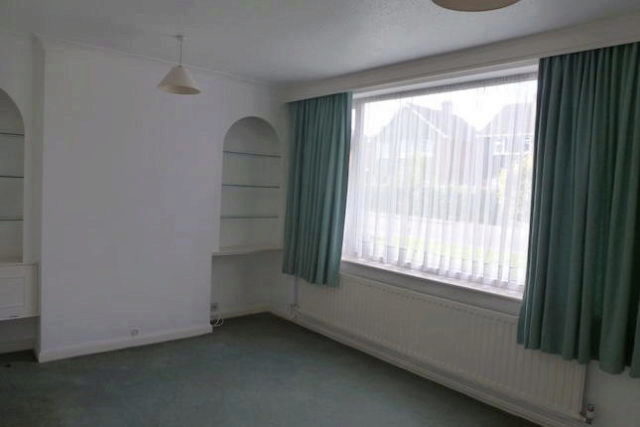  Image of 3 bedroom Semi-Detached house to rent in Prince Andrew Way Ascot SL5 at Prince Andrew Way, Ascot SL5