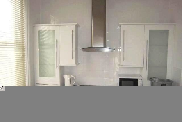  Image of Studio flat to rent in Upper Grosvenor Road Tunbridge Wells TN1 at Upper Grosvenor Road, Tunbridge Wells, Kent TN1