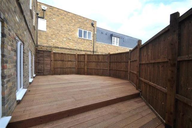  Image of 1 bedroom Flat to rent in East Street Bromley BR1 at East Street, Bromley, Kent BR1
