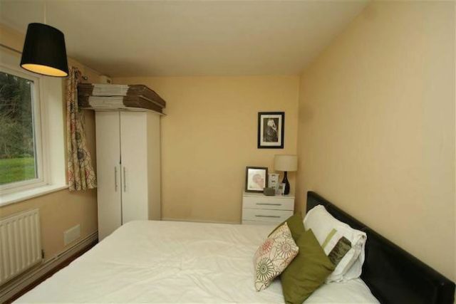  Image of 2 bedroom Flat to rent in Lower Camden Chislehurst BR7 at Lower Camden, Chislehurst BR7