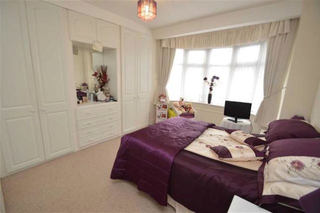  Image of 3 bedroom Semi-Detached house for sale in Edwina Gardens Ilford IG4 at Edwina Gardens, Redbridge IG4