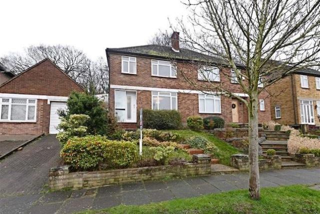  Image of 3 bedroom Semi-Detached house to rent in The Reddings London NW7 at The Reddings, Mill Hill, London NW7