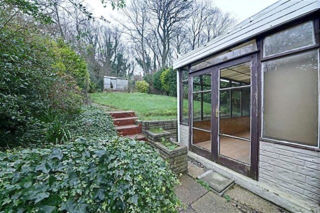 Image of 3 bedroom Semi-Detached house to rent in The Reddings London NW7 at The Reddings, Mill Hill, London NW7