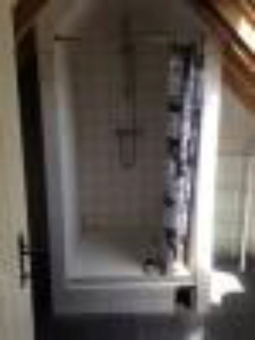  Image of Studio flat to rent in Reading Road Wokingham RG41 at Reading Road, Wokingham RG41