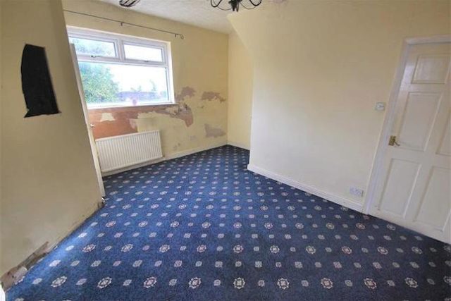  Image of 2 bedroom Mews for sale in Chaddock Lane Worsley Manchester M28 at Chaddock Lane, Worsley, Manchester M28