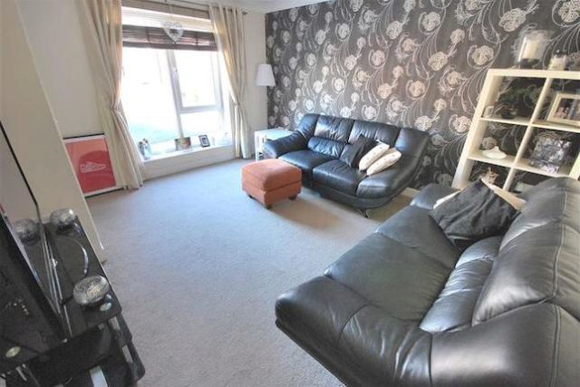  Image of 2 bedroom Semi-Detached house for sale in Mosley Common Road Worsley Manchester M28 at Mosley Common Road, Worsley, Manchester M28