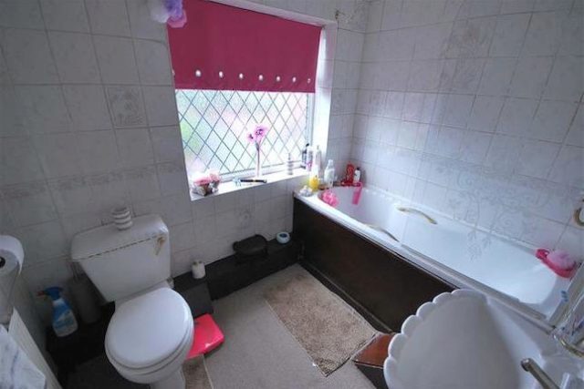  Image of 3 bedroom Detached house for sale in Parksway Pendlebury Swinton Manchester M27 at Parksway, Pendlebury, Swinton, Manchester M27