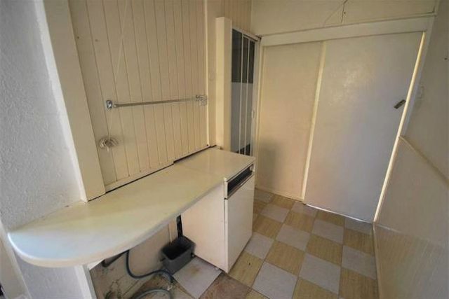  Image of 3 bedroom Semi-Detached house for sale in Mosley Common Road Worsley Manchester M28 at Mosley Common Road, Worsley, Manchester M28