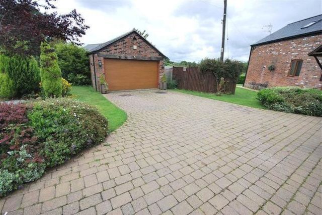  Image of 4 bedroom Barn Conversion for sale in Lower New Row Worsley Manchester M28 at The Stables, Lower New Row, Mosley Common M28