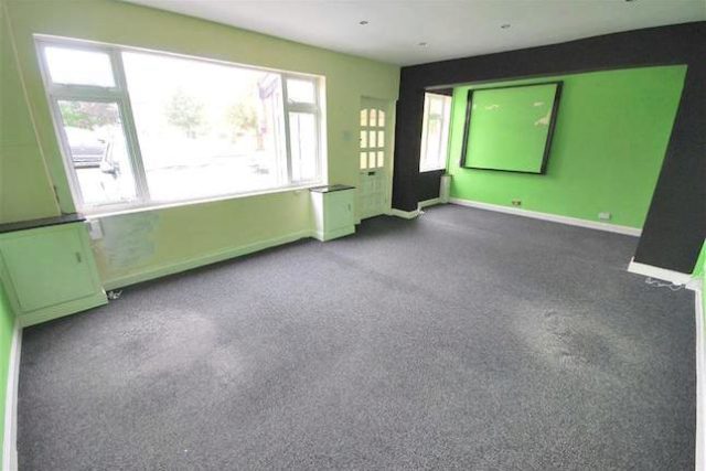  Image of 4 bedroom Terraced house for sale in Commonside Road Worsley Manchester M28 at Commonside Road, Worsley, Manchester M28