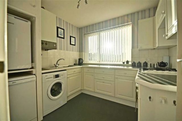  Image of 2 bedroom Flat for sale in Rushmore Close Bickley Bromley BR1 at Rushmore Close, Bickley, Bromley BR1