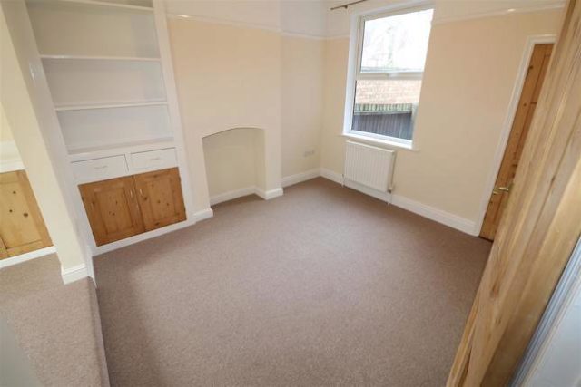  Image of 3 bedroom End of Terrace for sale in Portland Road Rushden NN10 at Portland Road, Rushden NN10