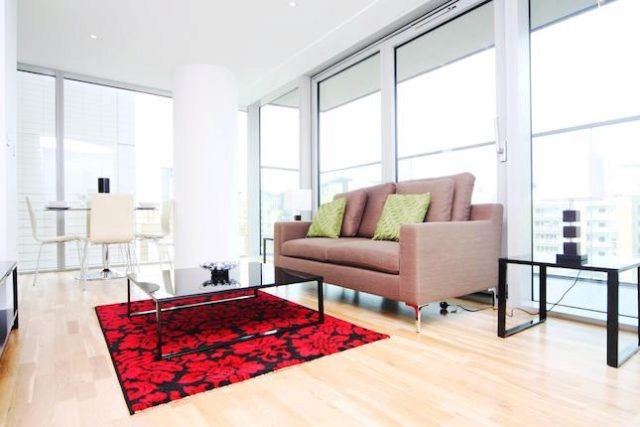  Image of 1 bedroom Flat to rent in Marsh Wall London E14 at Landmark West Tower, Marsh Wall E14