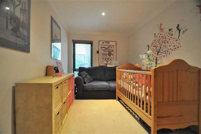  Image of 2 bedroom Flat for sale in Old Hill Chislehurst BR7 at Old Hill, Chislehurst BR7