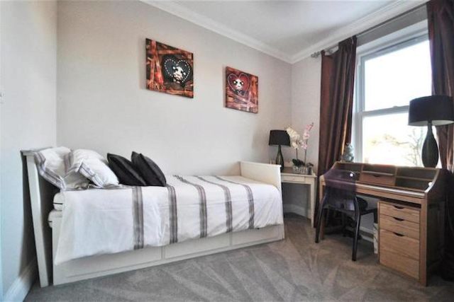  Image of 2 bedroom Flat for sale in Southlands Road Bickley Bromley BR1 at Southlands Road, Bickley, Bromley BR1