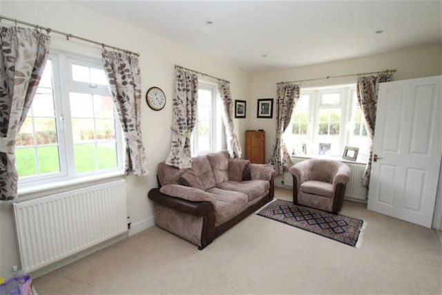  Image of 3 bedroom Semi-Detached house to rent in Stirling Drive Chelsfield Orpington BR6 at Stirling Drive, Orpington, Kent BR6