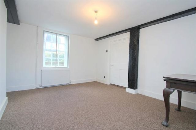  Image of 4 bedroom Semi-Detached house to rent in Mill Street Colnbrook Slough SL3 at Mill Street, Colnbrook, Berkshire SL3