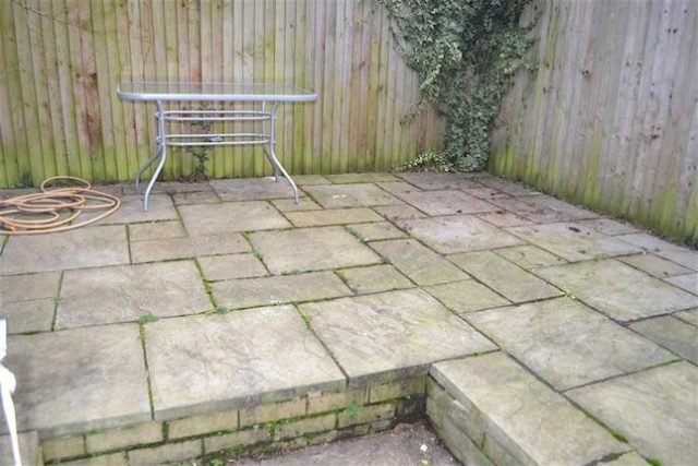  Image of 4 bedroom Terraced house to rent in Holly Park Road London N11 at Holly Park Road, Friern Barnet, London N11