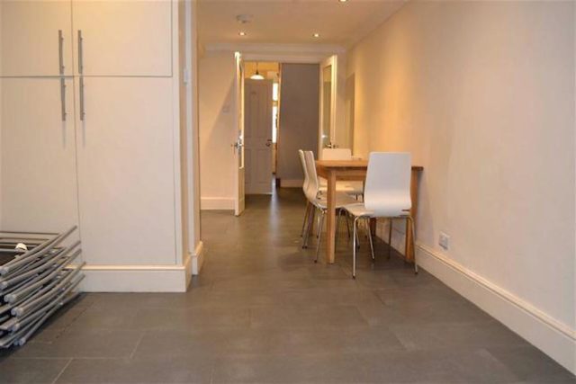  Image of 4 bedroom Terraced house to rent in Holly Park Road London N11 at Holly Park Road, Friern Barnet, London N11