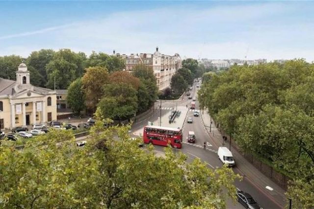  Image of 1 bedroom Flat to rent in Park Road London NW8 at Strathmore Court, 143 Park Road, St John